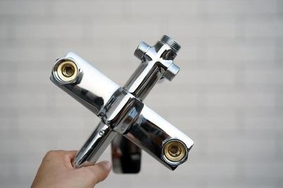 浴室水管設計不夠用?希箭淋浴花灑套裝解煩憂